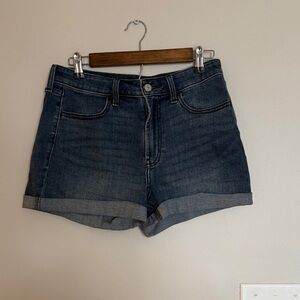 Old Navy High Rise Wow Blue Jean Shorts for Women - size 6